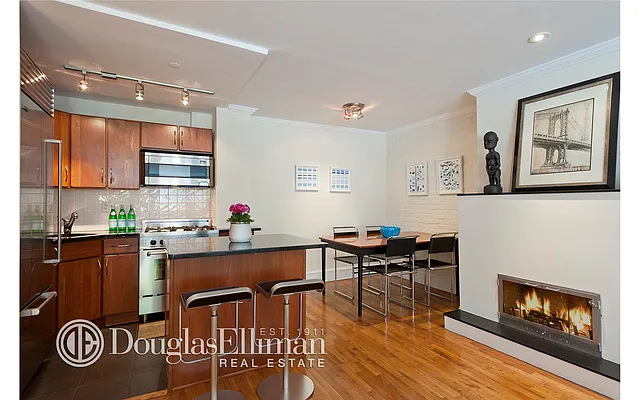 Sold by Douglas Elliman | media 19