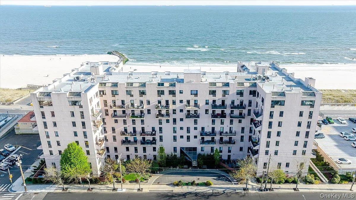2 bed, 2.5 bath, 1000 sqft, $5,750 — Photo 1