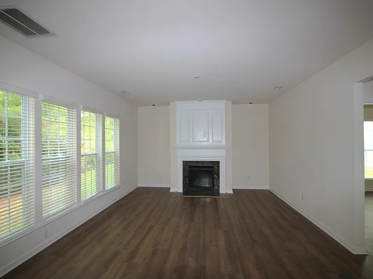 2012 Addenbrock Dr — Photo 10