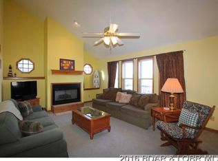 194 Rockwood Dr, Sunrise Beach, MO 65079