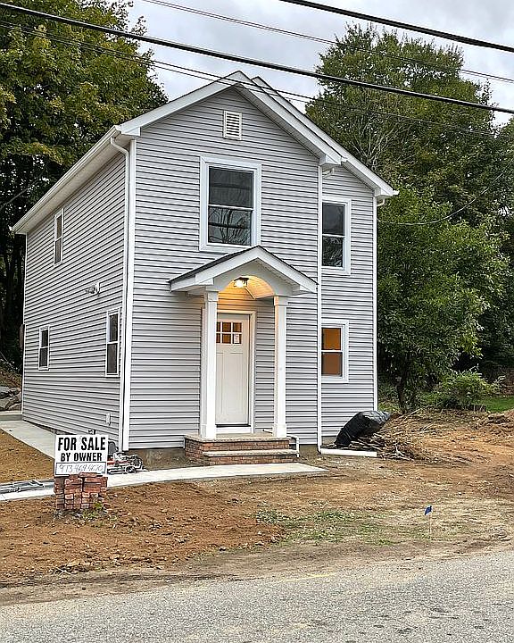 1st image of 28 Greenwood Ave