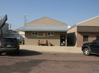 116 E Main St, Beresford, SD 57004