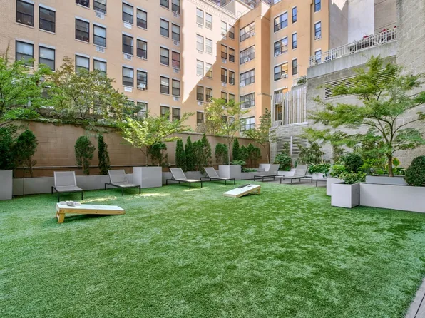 561 10th Avenue image 22 of 42