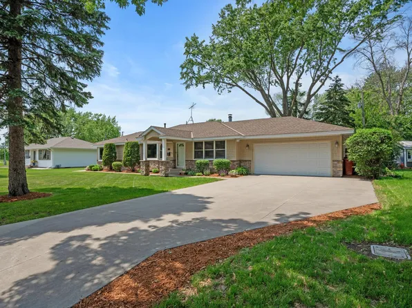 9452 Stevens Ave S, Bloomington, MN 55420