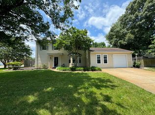1413 Amberley Forest Rd, Virginia Beach, VA 23453