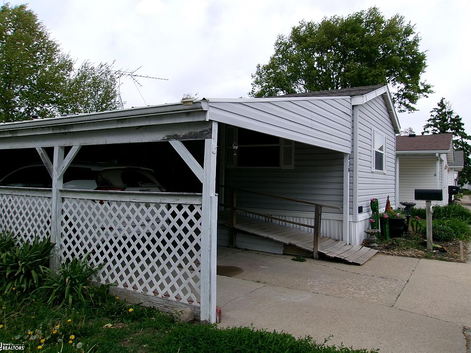 1st image of 829 Quiet Harbor St