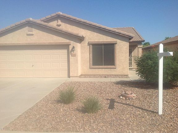 2nd image of 43964 W Sagebrush Trl