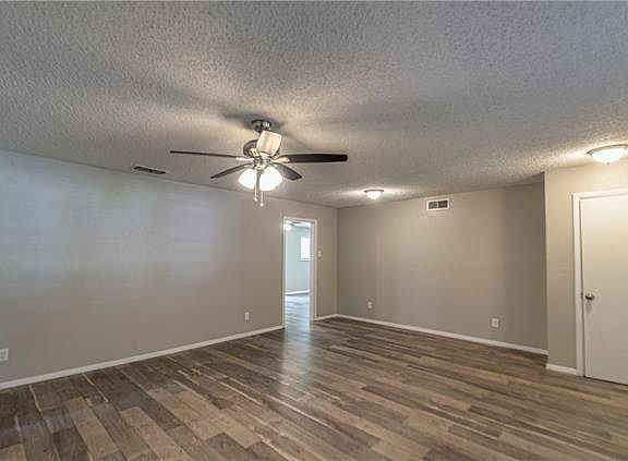5th image of 624 Lindenwood Dr