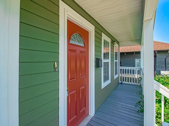 3rd image of 3720 4th St