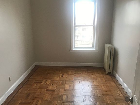 2nd image of 1223 Ovington Ave #2R