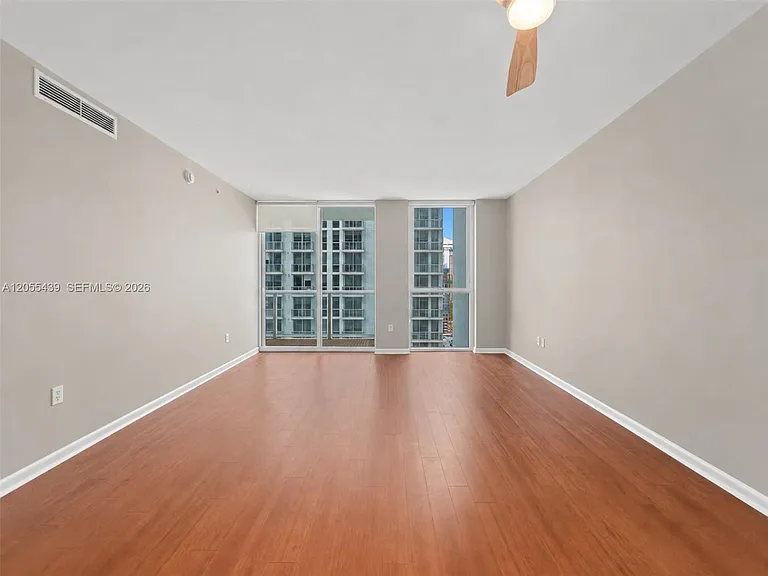 253 NE 2nd St #1804 — Photo 10