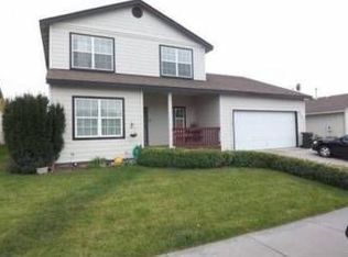 381 W Yucca Ave, Hermiston, OR 97838