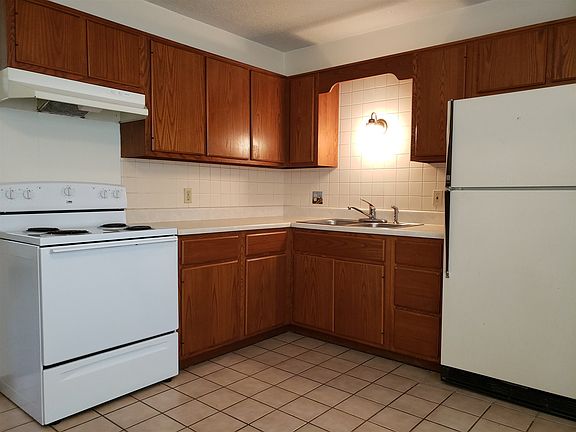4th image of 226 Kingswood Dr