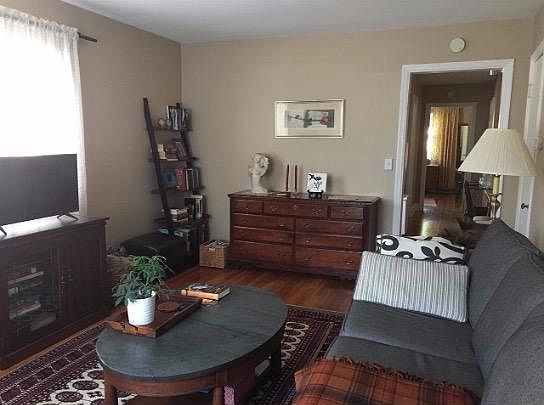 2nd image of 6122 Arnsby Pl