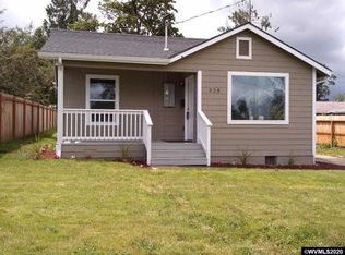 328 9th Ave, Sweet Home, OR 97386