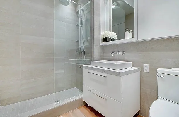 Rented by ERNY LLC | media 30