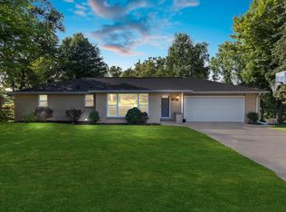 336 Queens Ct, Green Bay, WI 54313