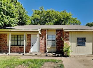 410 Justice Dr, Cedar Hill, TX 75104
