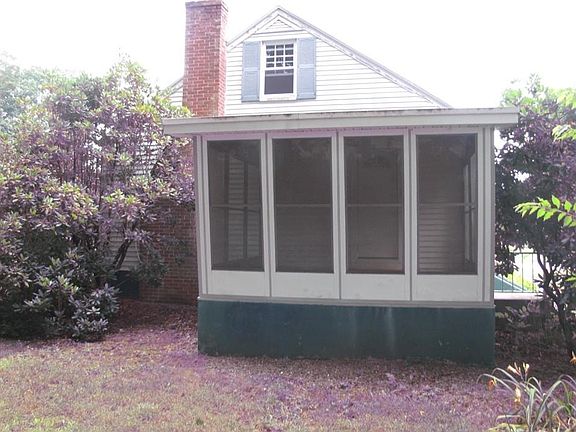 4th image of 43 Washington St