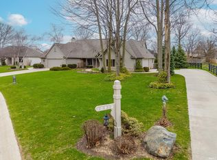10912 La Cabreah Ln, Fort Wayne, IN