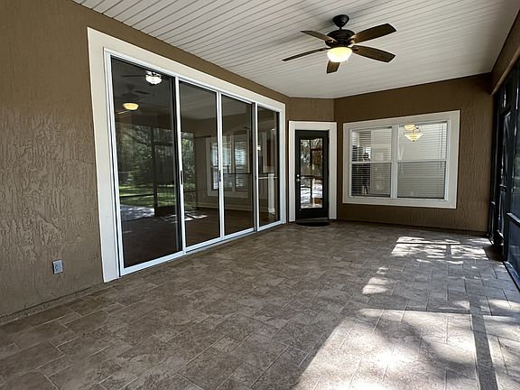3rd image of 3841 Paddington Pl