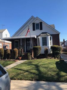24 Wellington Rd, Elmont, NY, 11003