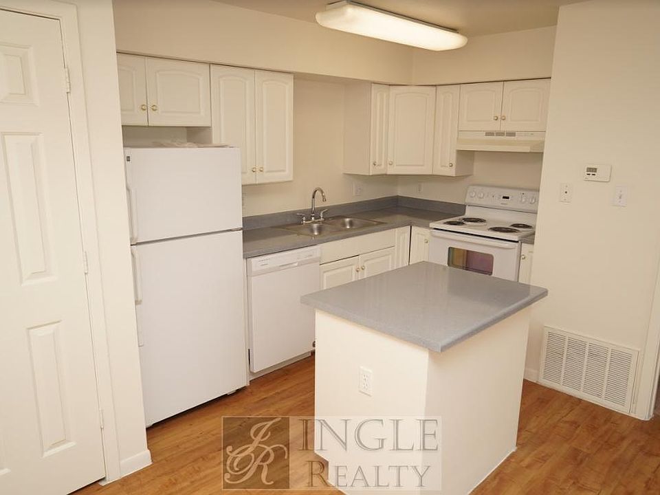 1st image of 1231 N Lbj Dr #100