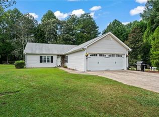 57 Stonecreek Ln W, Dawsonville, GA 30534