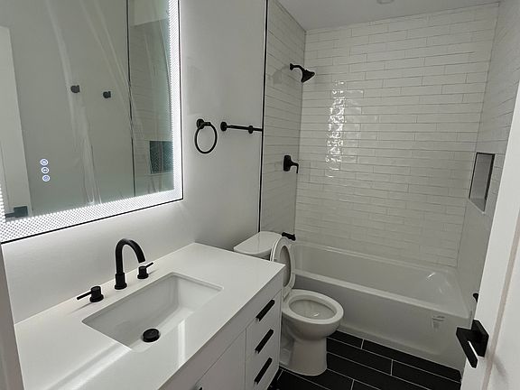 2nd image of 3013 Nelson Pl SE #2B