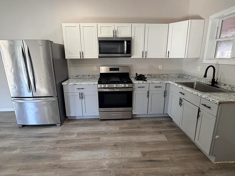1014 Capouse Ave #2 — Photo 1