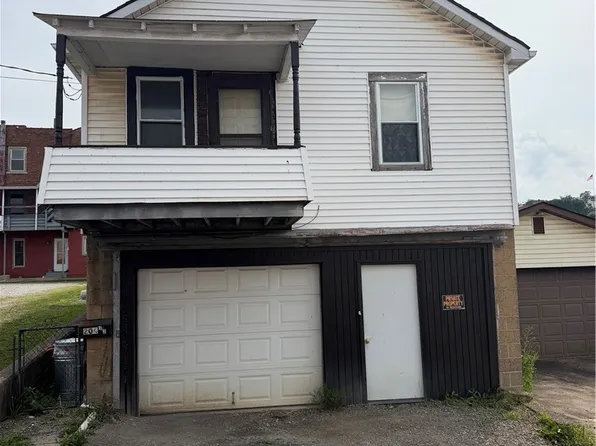 204 1/2 Longfellow St, Vandergrift, PA 15690