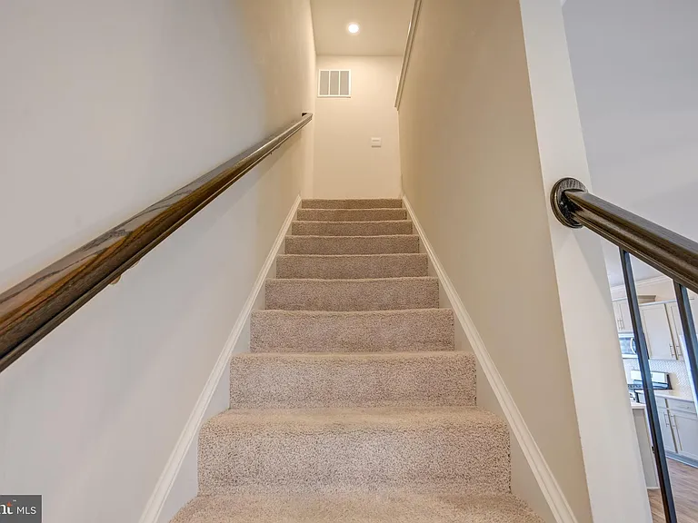 5059 Silver Oak Dr — Photo 21