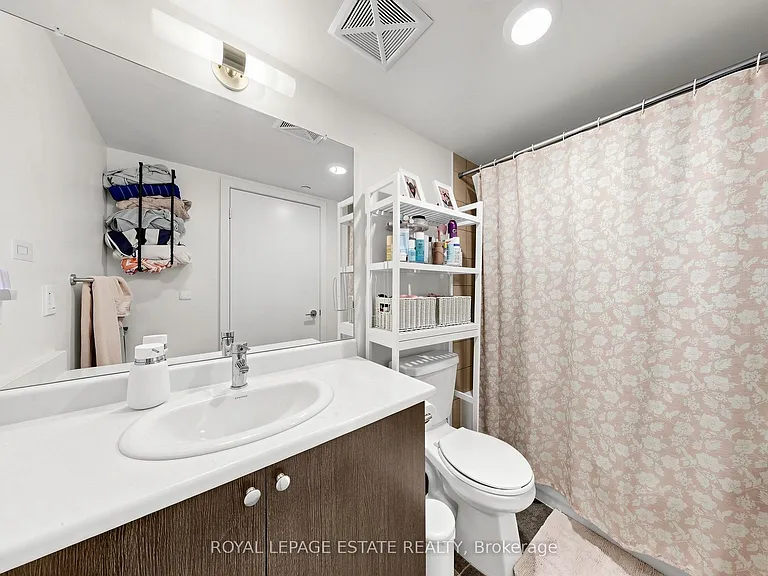 8 Trent Ave #504 — Photo 15