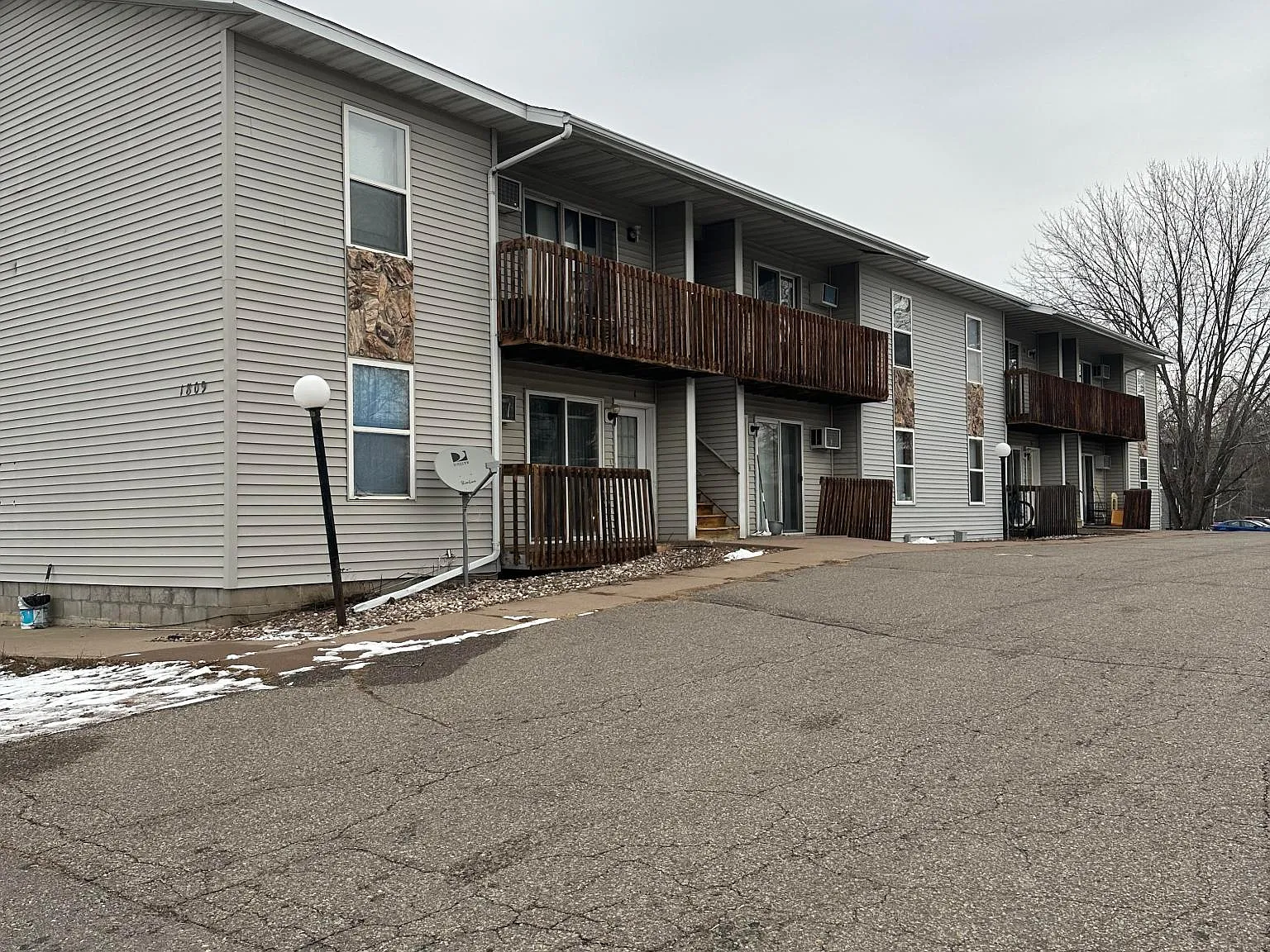 1 bed, $800 — Photo 1