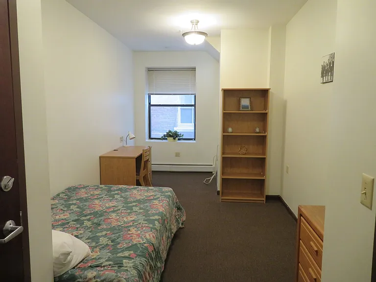 111 S Cayuga St — Photo 16