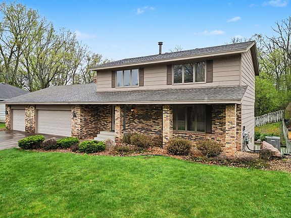 3rd image of 203 Belmont Ct