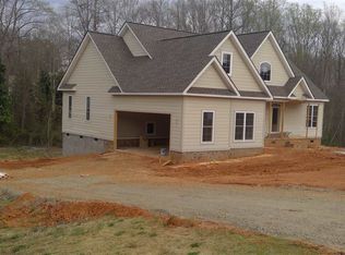 194 Woodland Ave, Inman, SC 29349