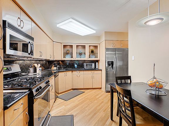 2nd image of 3100 Lexington Ln APT 111