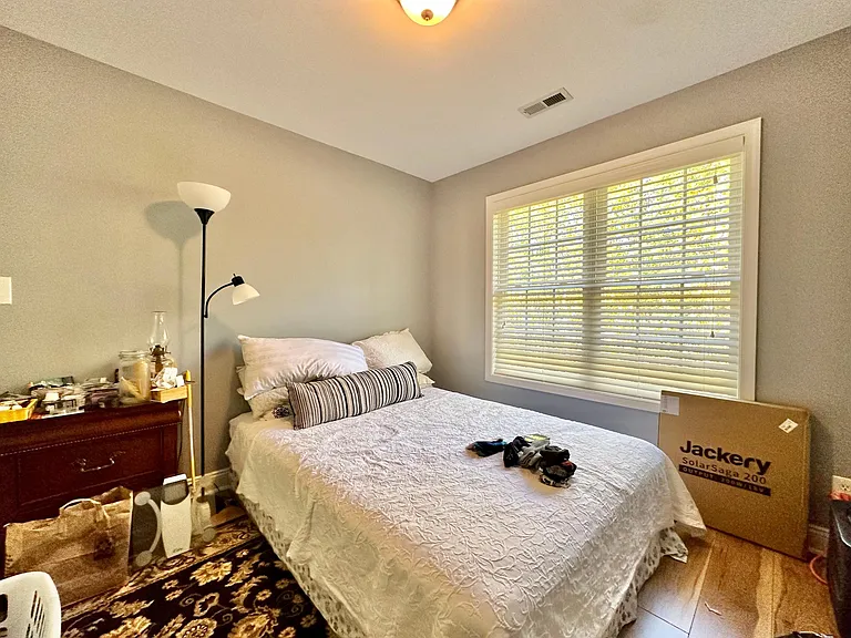 118 Rowse Dr — Photo 5