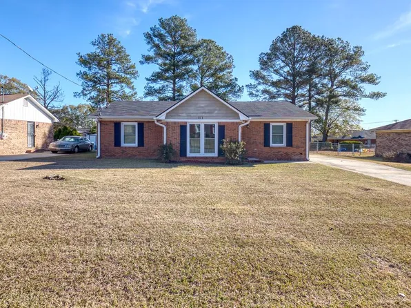 811 April Dr, Phenix City, AL 36869