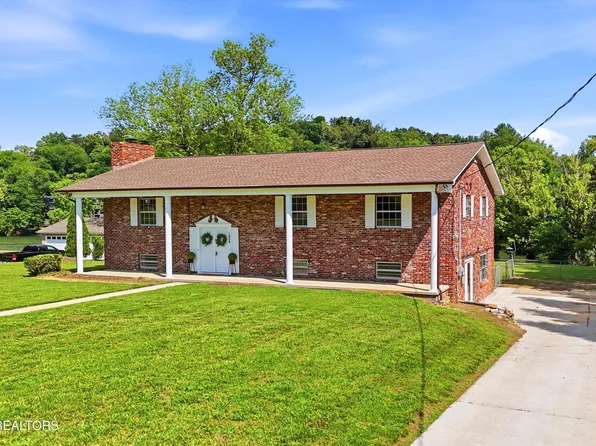 1809 River Shores Dr, Knoxville, TN 37914