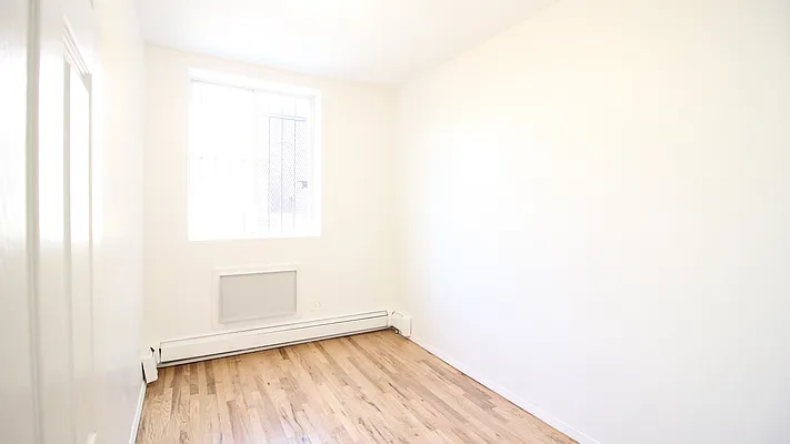 Rented by True Real Estate Group | media 10