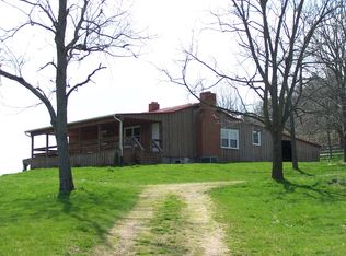 202 McCombs Mill Ln, Staunton, VA 24401