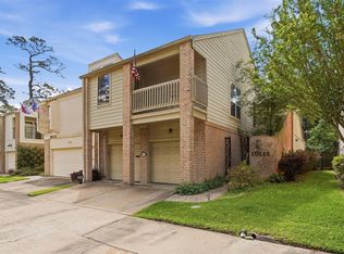 10125 Valley Forge Dr, Houston, TX 77042
