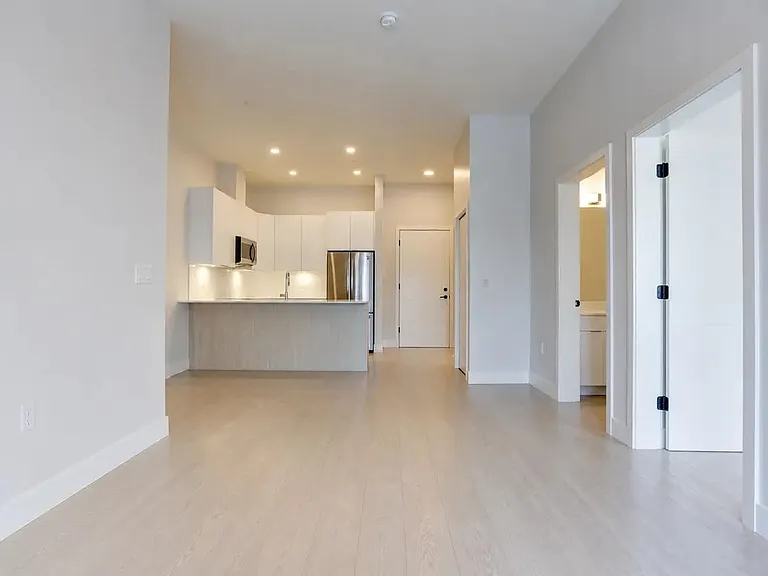5486 199a St #520 — Photo 10