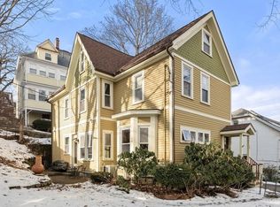 21 Rowe St UNIT 21, Roslindale, MA 02131