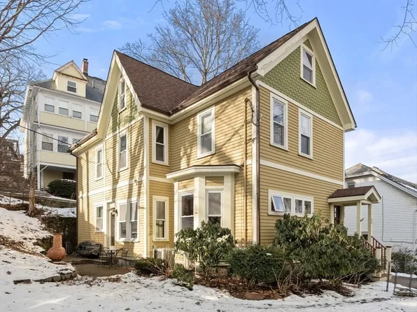 21 Rowe St Unit 21, Roslindale, MA 02131