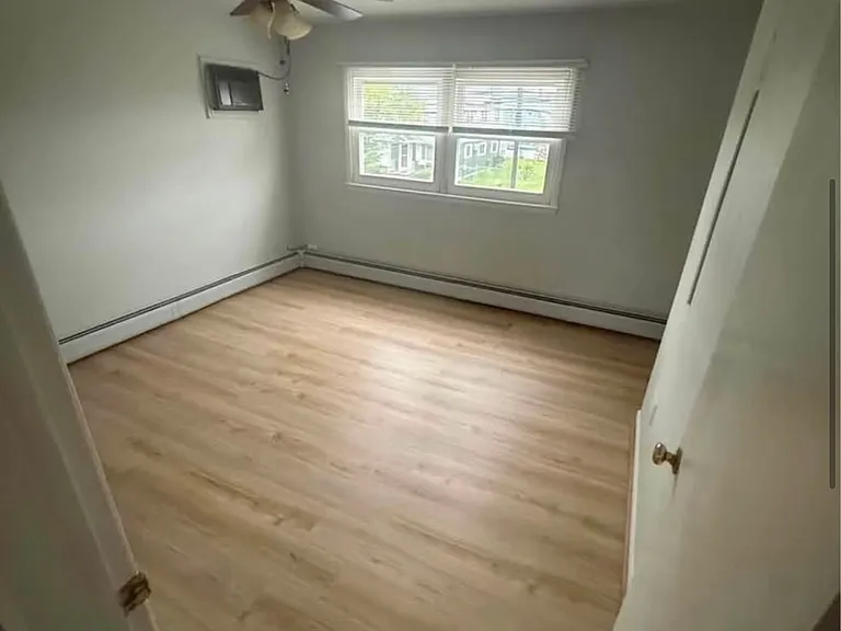 119 Garibaldi Ave #2 — Photo 4