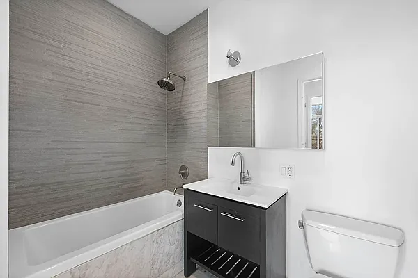 Rented by Mammon Realty Inc | media 25