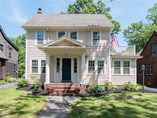 2633 Canterbury Rd, Cleveland Heights, OH 44118